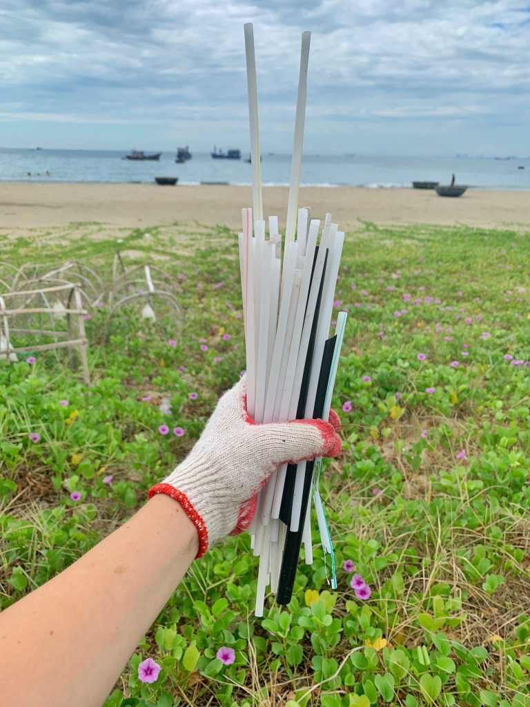 How To Apply Leave No Trace Principles In Your Everyday Life | single use plastic in Asia