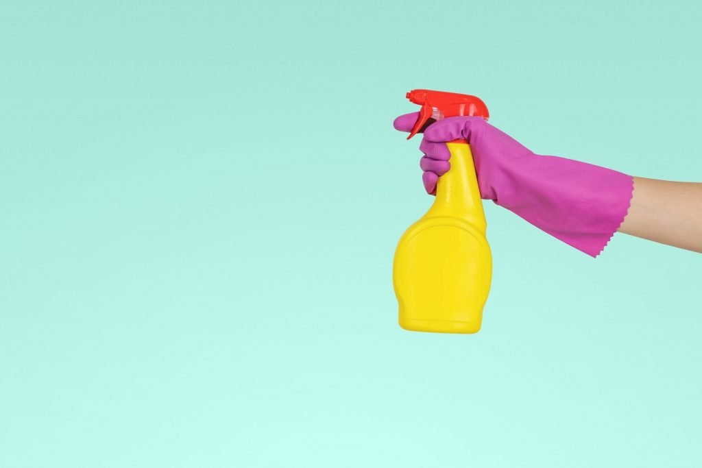 toxic chemicals in household cleaners